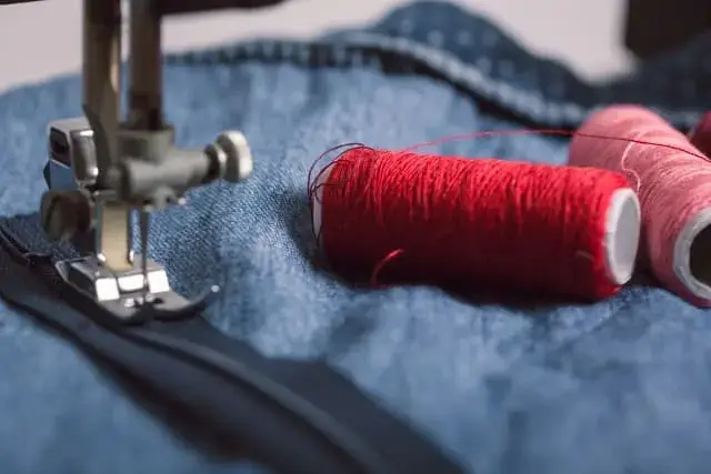 布のミシン縫い