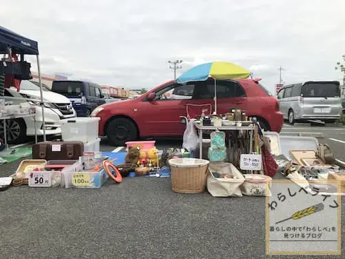 車ブースでのフリマの出店の様子